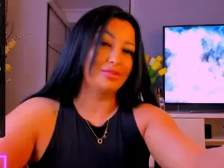 Eringloria's Live Sex Cam Show