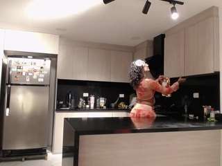 magic-varenka live webcam show