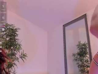 1munique Live Webcam on CamSoda