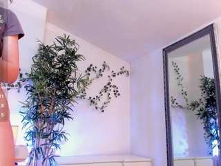 1munique webcam model