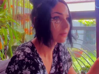 1munique's Live Sex Cam Show