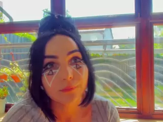 1munique's Live Sex Cam Show