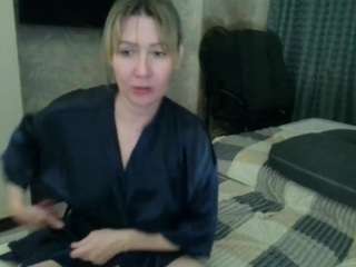 Desirechristy's cam show statistics and live stream