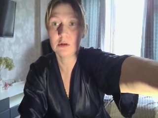 DesireChristy live cam preview
