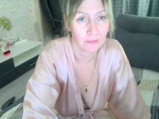 DesireChristy live cam preview