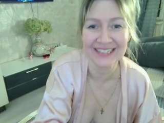 DesireChristy live cam preview