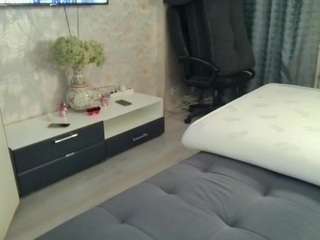 DesireChristy live cam preview