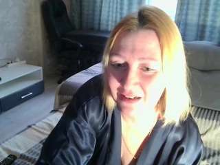 DesireChristy live cam preview