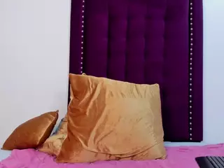 isi-cute's Live Sex Cam Show