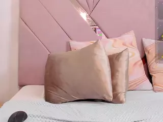 isi-cute's Live Sex Cam Show