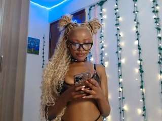 CocoCharm live cam preview
