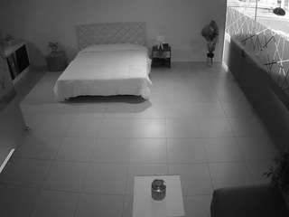 voyeurcam-jb-photo-studio Thumb Image