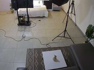 voyeurcam-jb-photo-studio Live Webcam on CamSoda