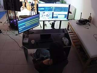 Este modelo está en vivo ahora. voyeurcam-jb-photo-studio