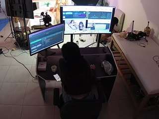 Эта модель сейчас онлайн. voyeurcam-jb-photo-studio