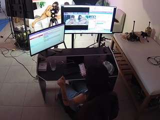 यह मॉडल अभी लाइव है. voyeurcam-jb-photo-studio