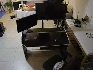 هذا النموذج مباشر الآن. voyeurcam-jb-photo-studio