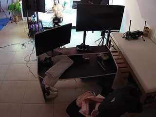 该模特正在直播。 voyeurcam-jb-photo-studio