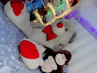 cute-estefany Live Webcam on {site_name}