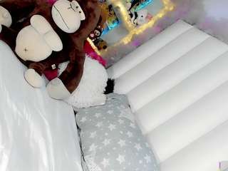 cute-estefany webcam