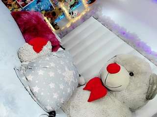 cute-estefany webcam