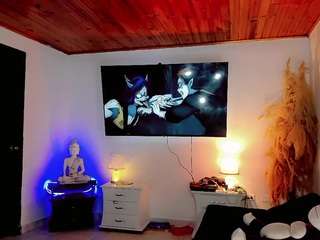 Live cam show with cute-estefany