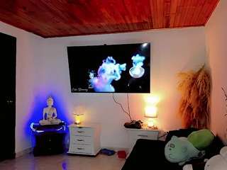 cute-estefany Live Webcam on CamSoda