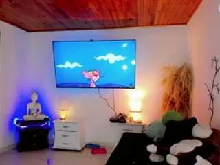 cute-estefany live webcam show