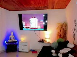 cute-estefany live webcam show