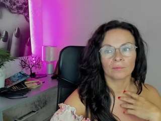glamhelen Live Webcam on CamSoda