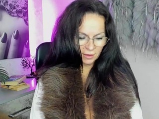 glamHelen