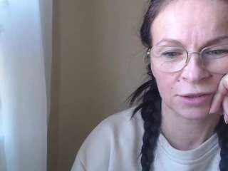 glamhelen from camsoda