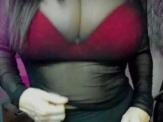 glamhelen Live Webcam on CamSoda