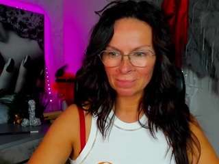 glamhelen Sex Cam Show