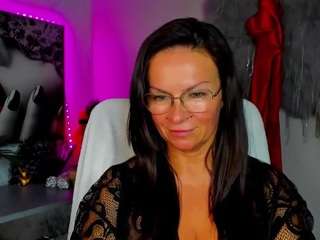 Offline cam show with glamHelen