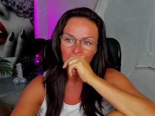 glamhelen's live room