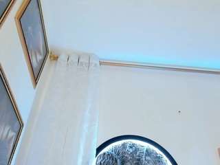 melissa-stonee Live Webcam on CamSoda