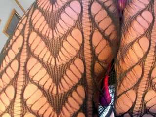melissa-stonee Live Webcam on CamSoda