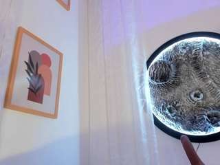 melissa-stonee Live Webcam on CamSoda