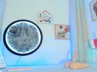 melissa-stonee Live Webcam on CamSoda