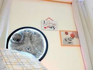 Live webcam model melissa-stonee on Soda Cams