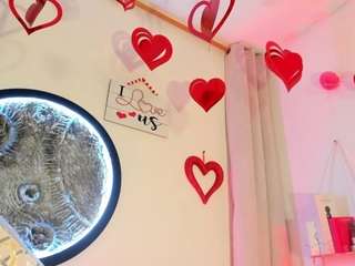 melissa-stonee Live Webcam on CamSoda