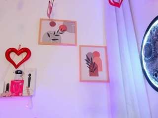 Live webcam model melissa-stonee on Soda Cams