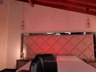 allyjensen Live Webcam on CamSoda