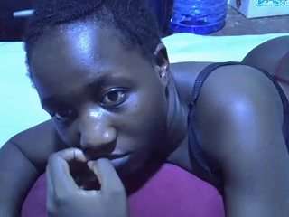 alora-skylar Live Webcam on CamSoda