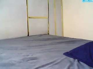 ALORA-SKYLAR live cam preview