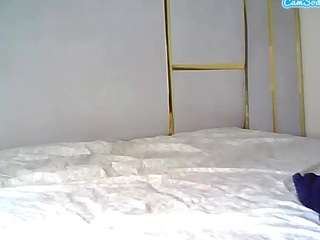 alora-skylar's live room