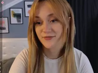 Flory-white's Live Sex Cam Show
