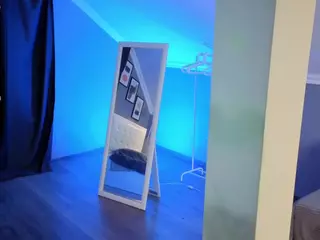 Flory-white's Live Sex Cam Show
