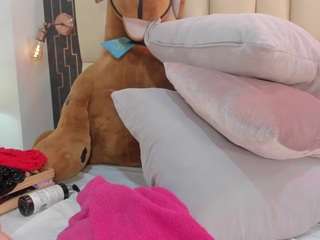 KhloeCutee